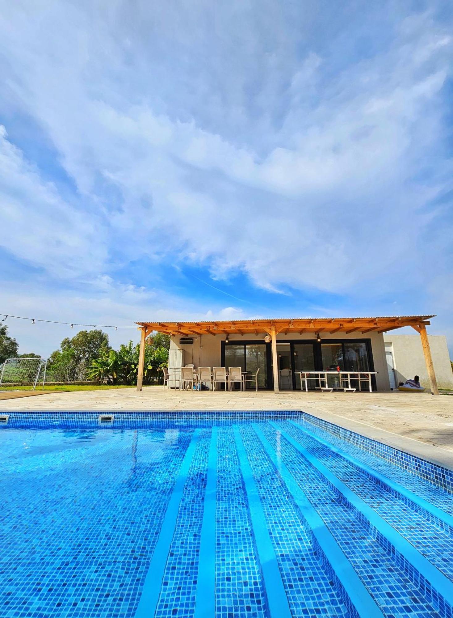 Villa זריחה למרגלות הגלבוע Nurit Exterior foto