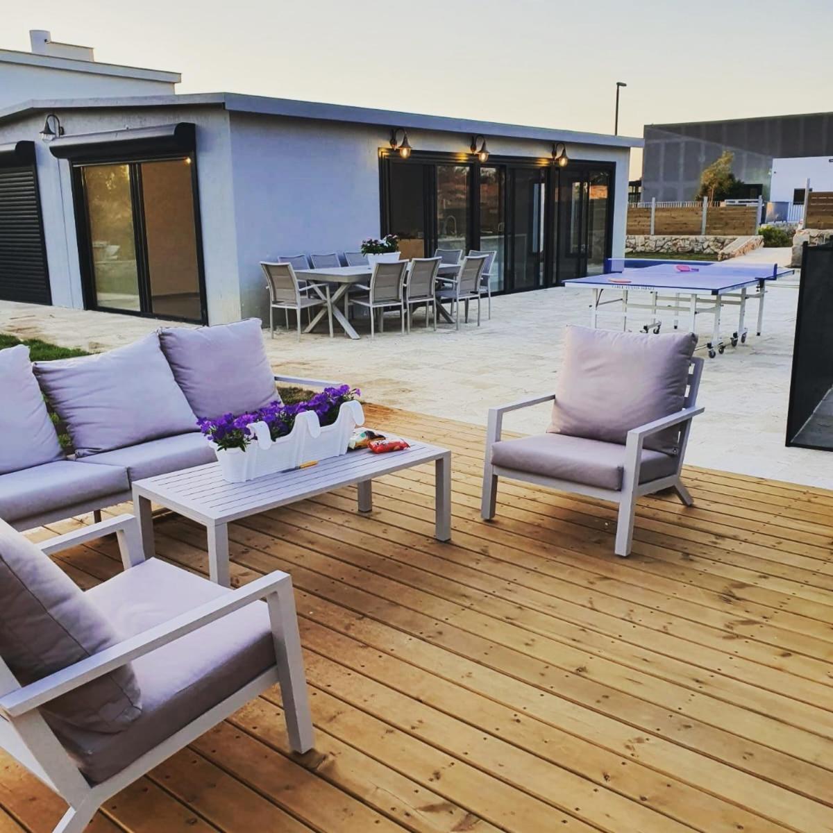 Villa זריחה למרגלות הגלבוע Nurit Exterior foto