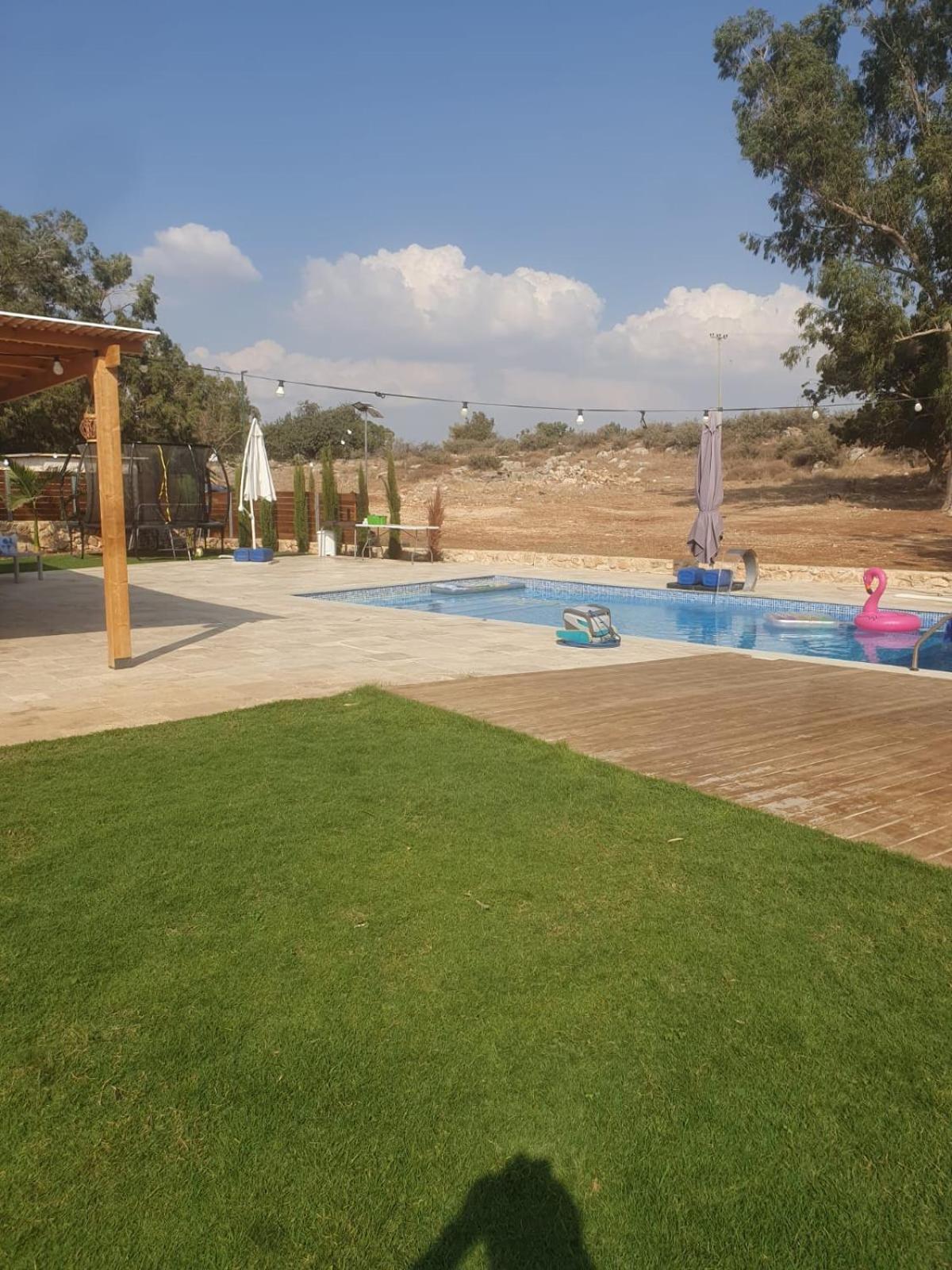 Villa זריחה למרגלות הגלבוע Nurit Exterior foto